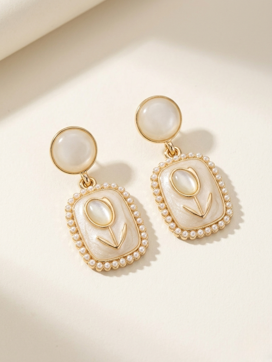 Pearl Bloom Earring