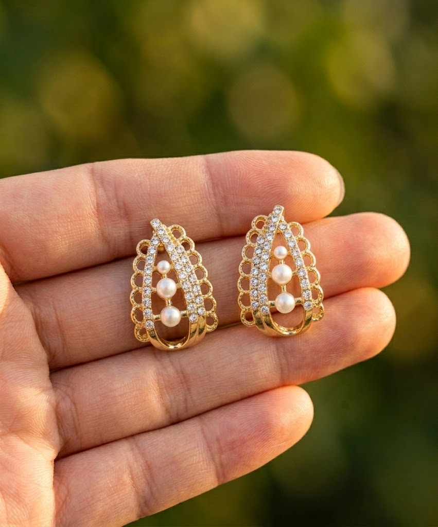 Victorian Pearl Crystal Earrings